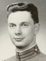 Winfield Holt